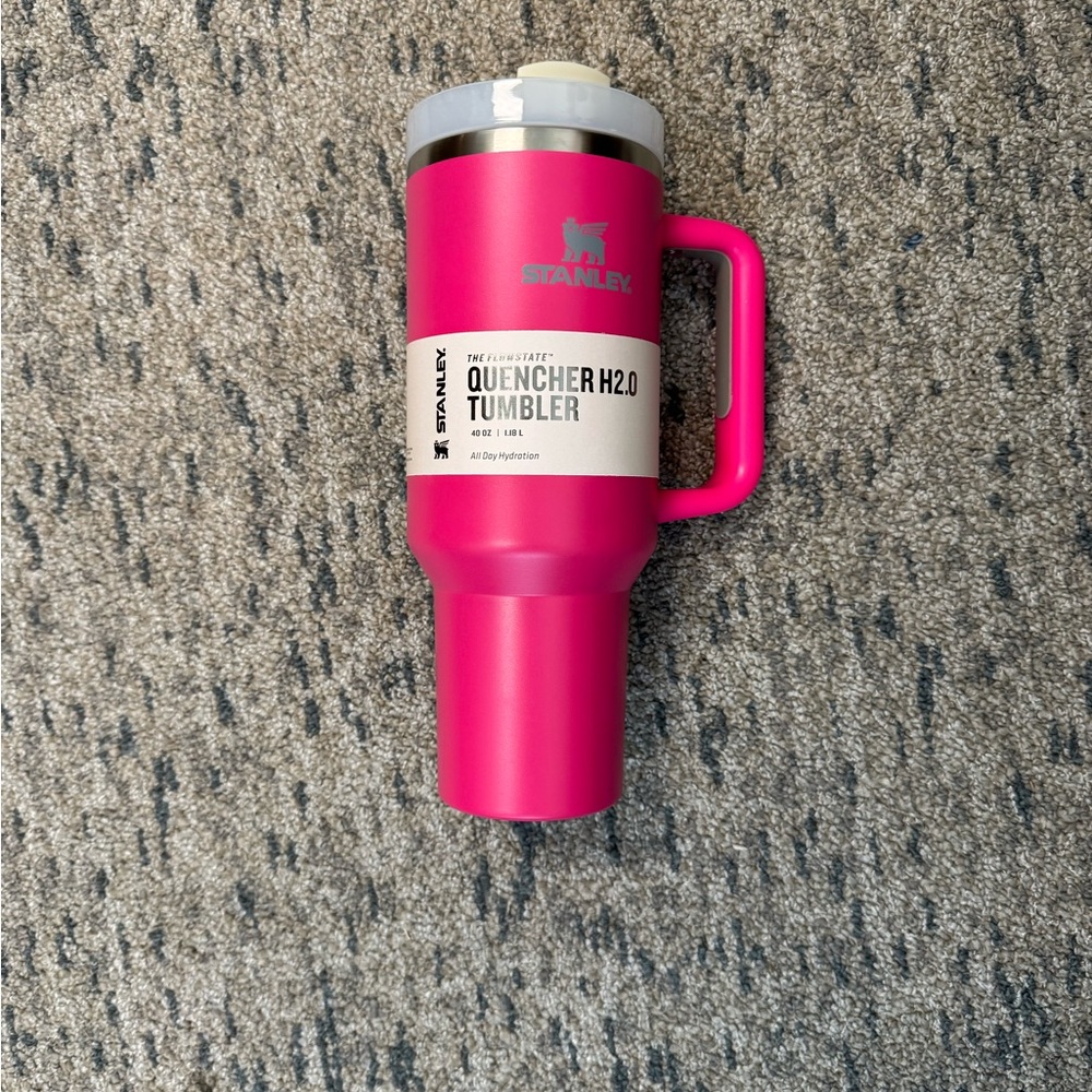 Stanley Vibrant Pink Quencher H2.0 Tumbler